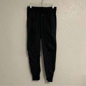 Lululemon Dance Studio Jogger Pant  Womens 8 Black